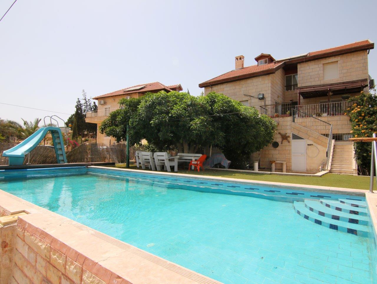Villa à Almon Anatot